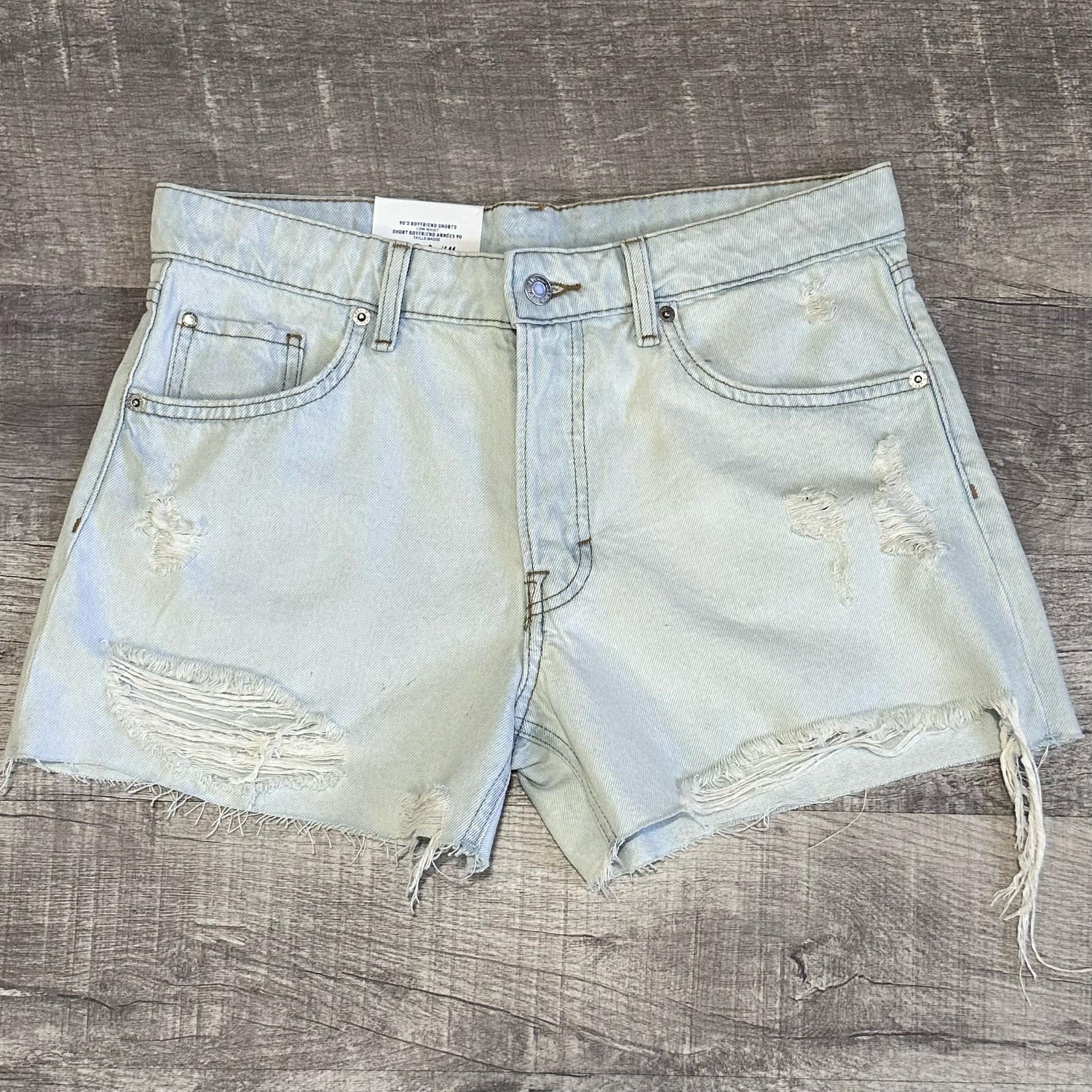 H&M 90s Boyfriend Light Denim Short NEW Womens 4 Low Waist Loose Fit Distressed