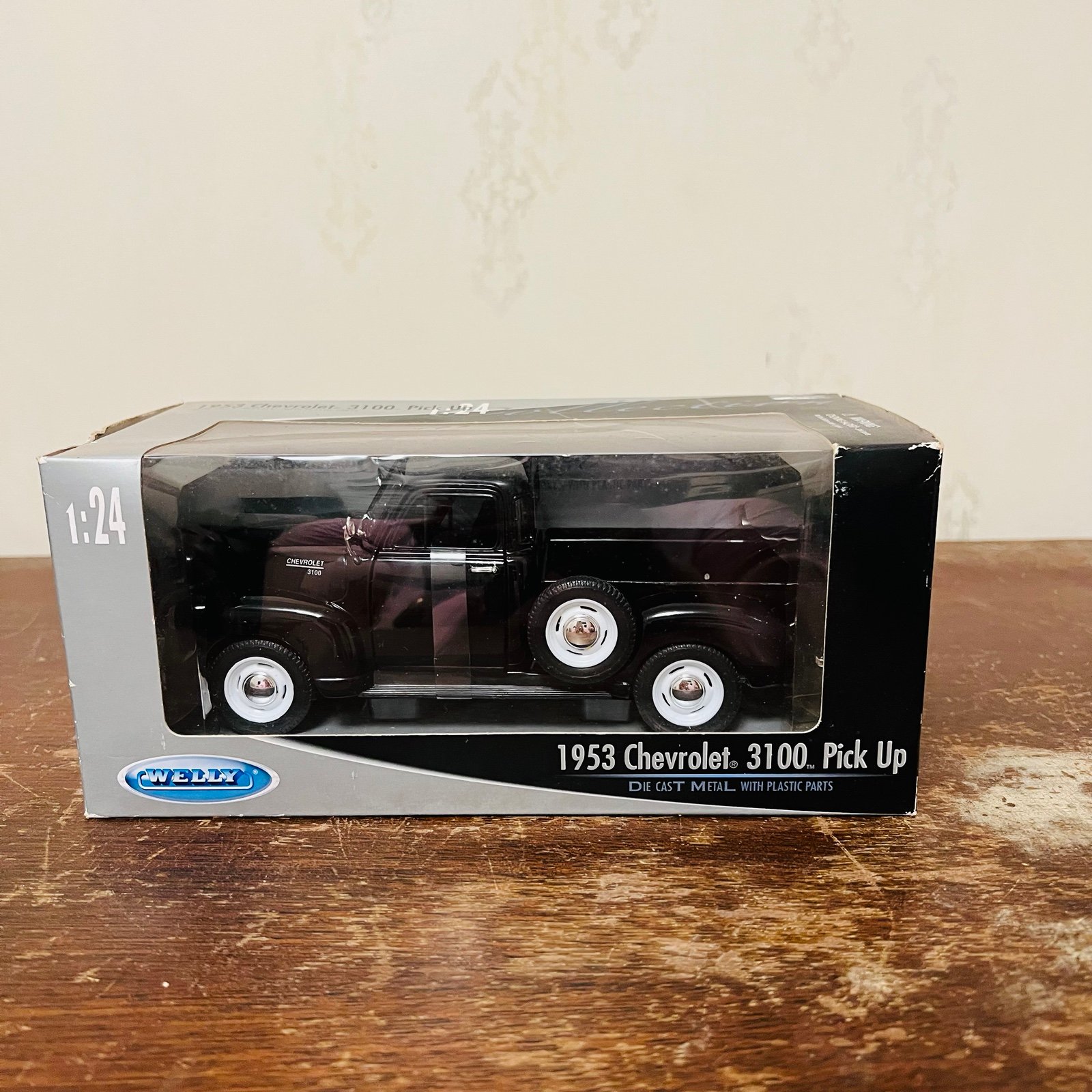 Welly 1953 Chevrolet 3100 Pick UP Die Cast Metal Plastic Parts Black