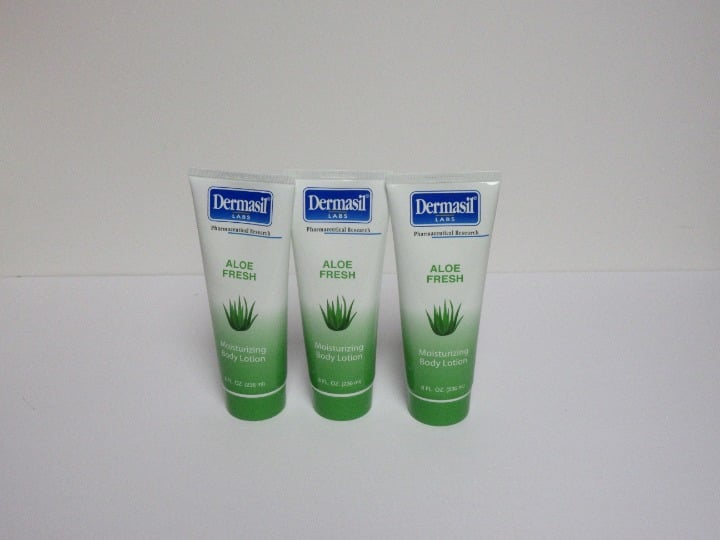 Lot of 3 Pack Dermasil Labs Body Moisturizing Lotion Tubes Aloe Fresh 8 oz each