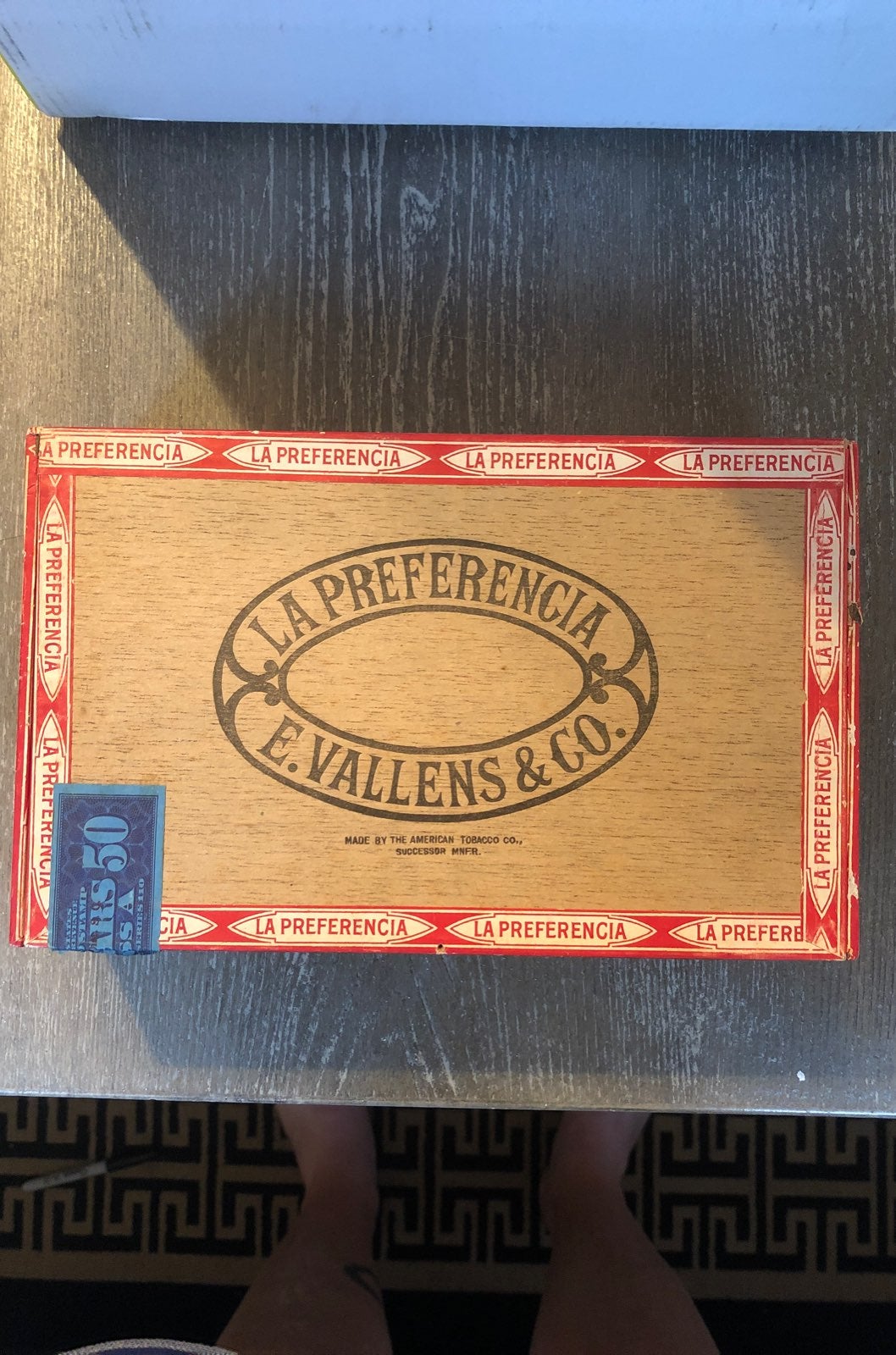 Vintage cigar box La Preferencia