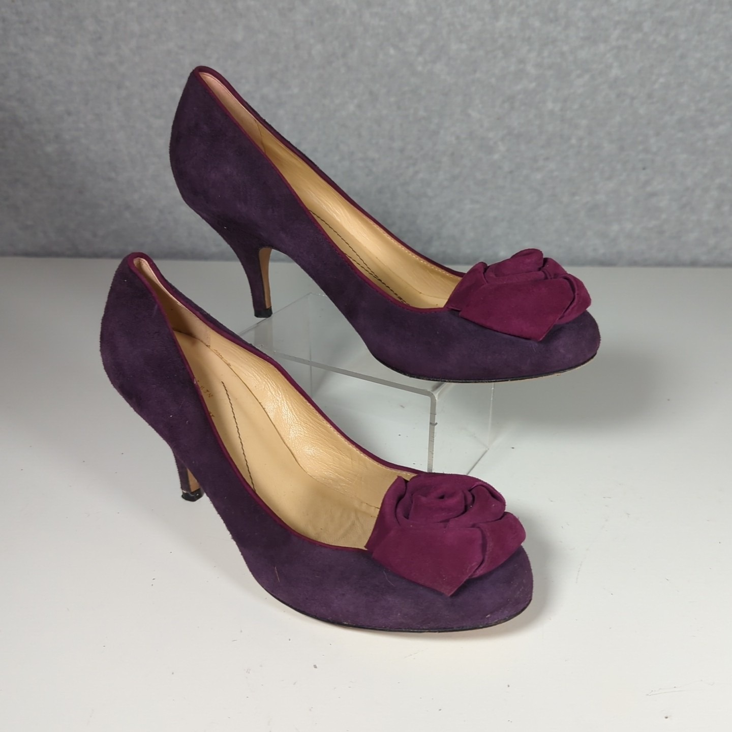 Kate Spade Round Toe 3D Rose Pumps Womens 7.5B Purple Suede Kitten Heels