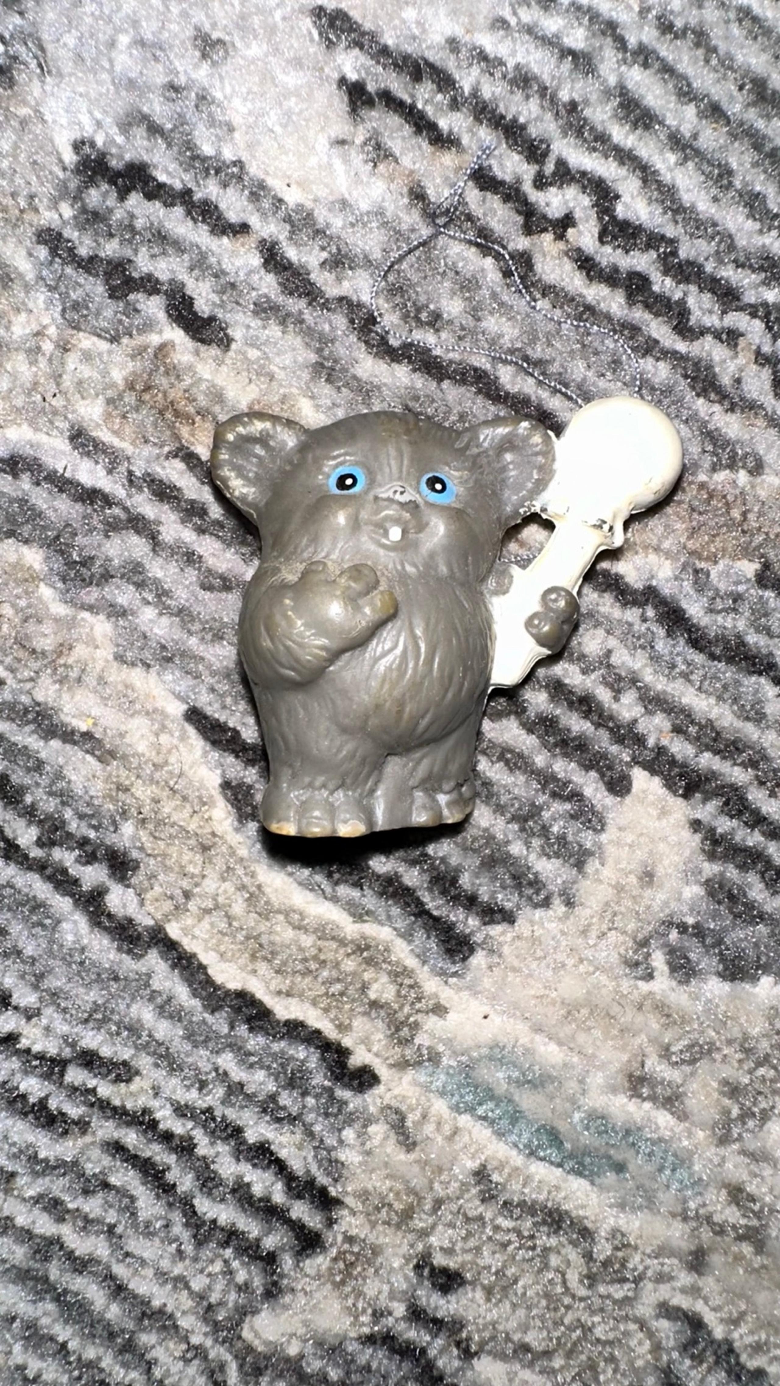 Ewok playhut baby with rattle figure 1984