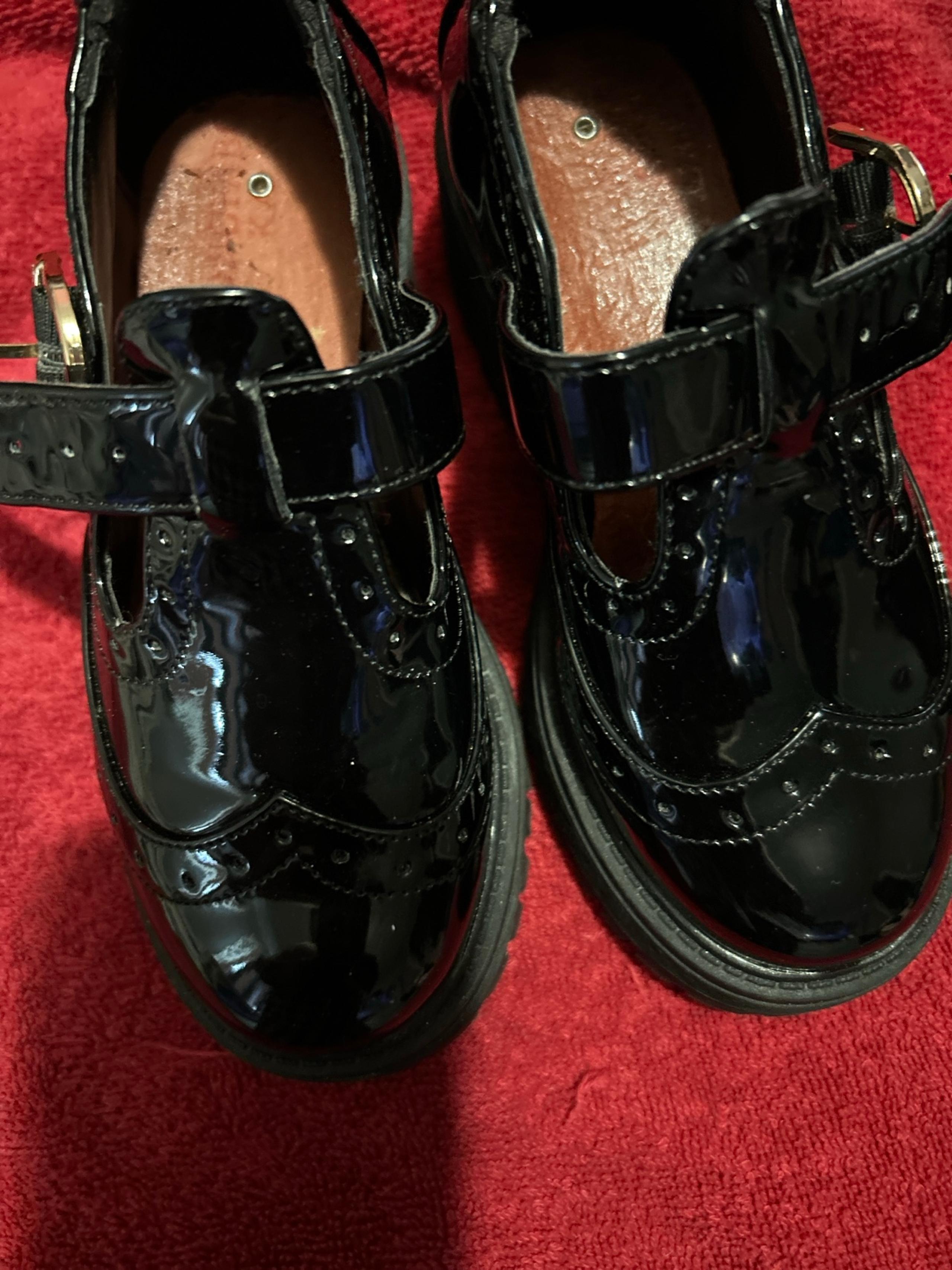 Girls platform shoes