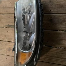 2010-12 MKZ Passenger Headlight Assembly