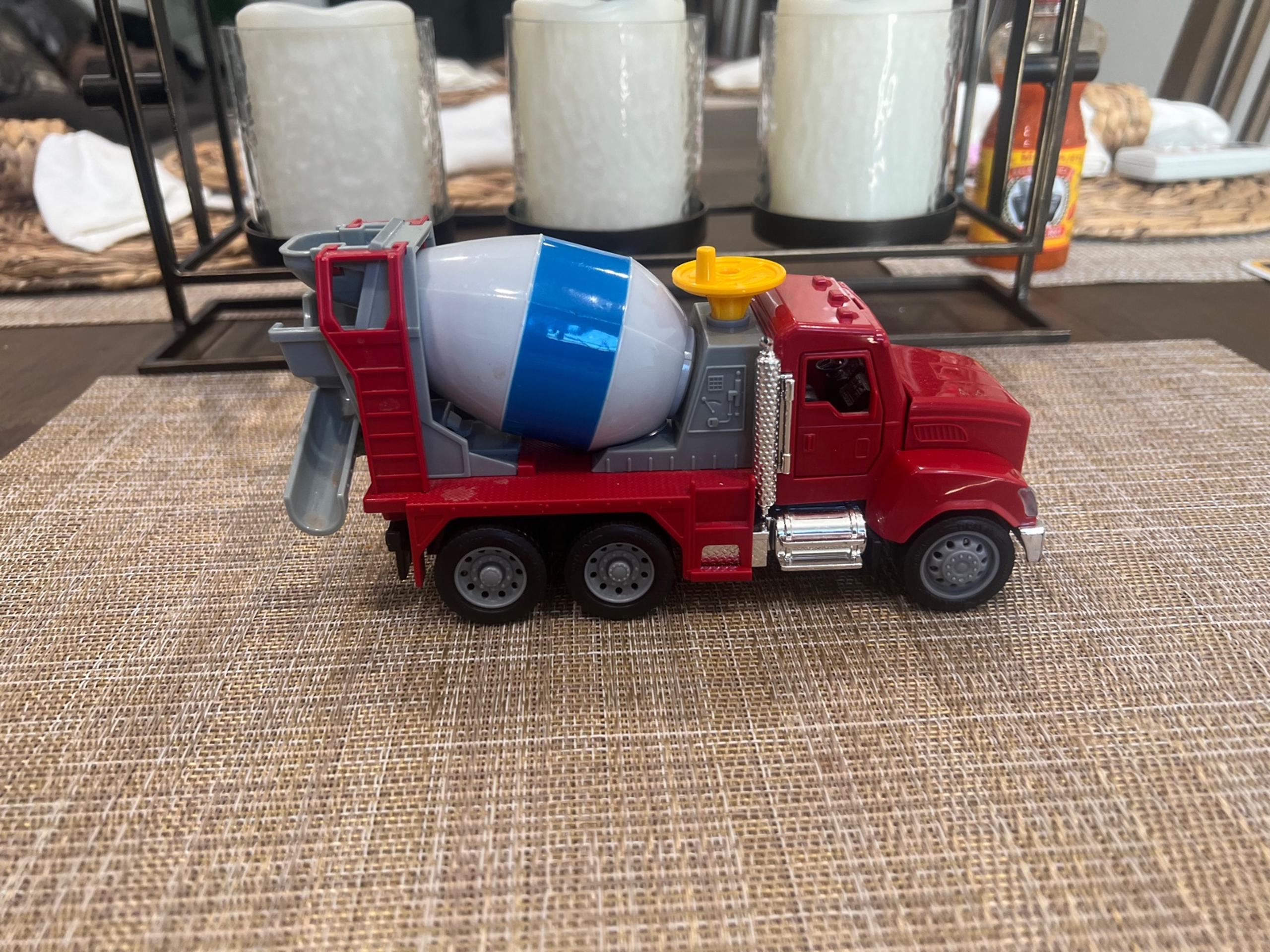 Cement truck