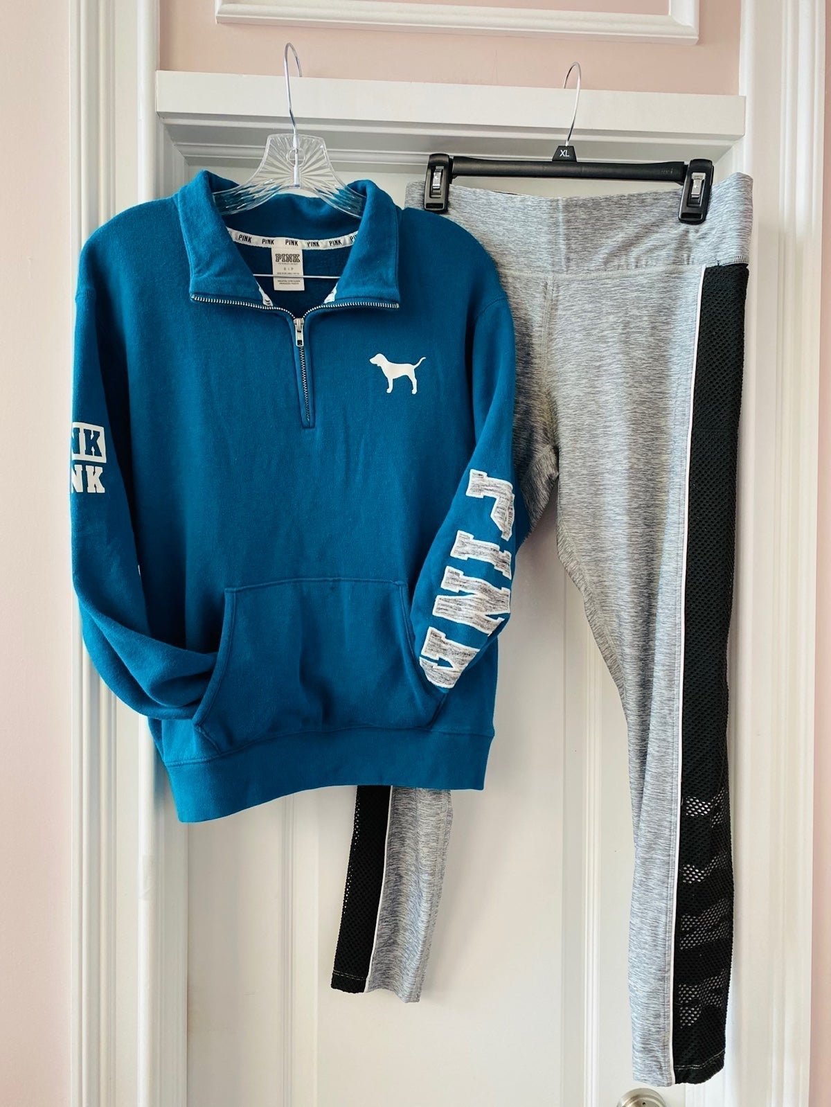 VS PINK SET OF OVERSIZED 1/4 ZIP CREW & ULTIMATE MESH COVERED LEGGINGS