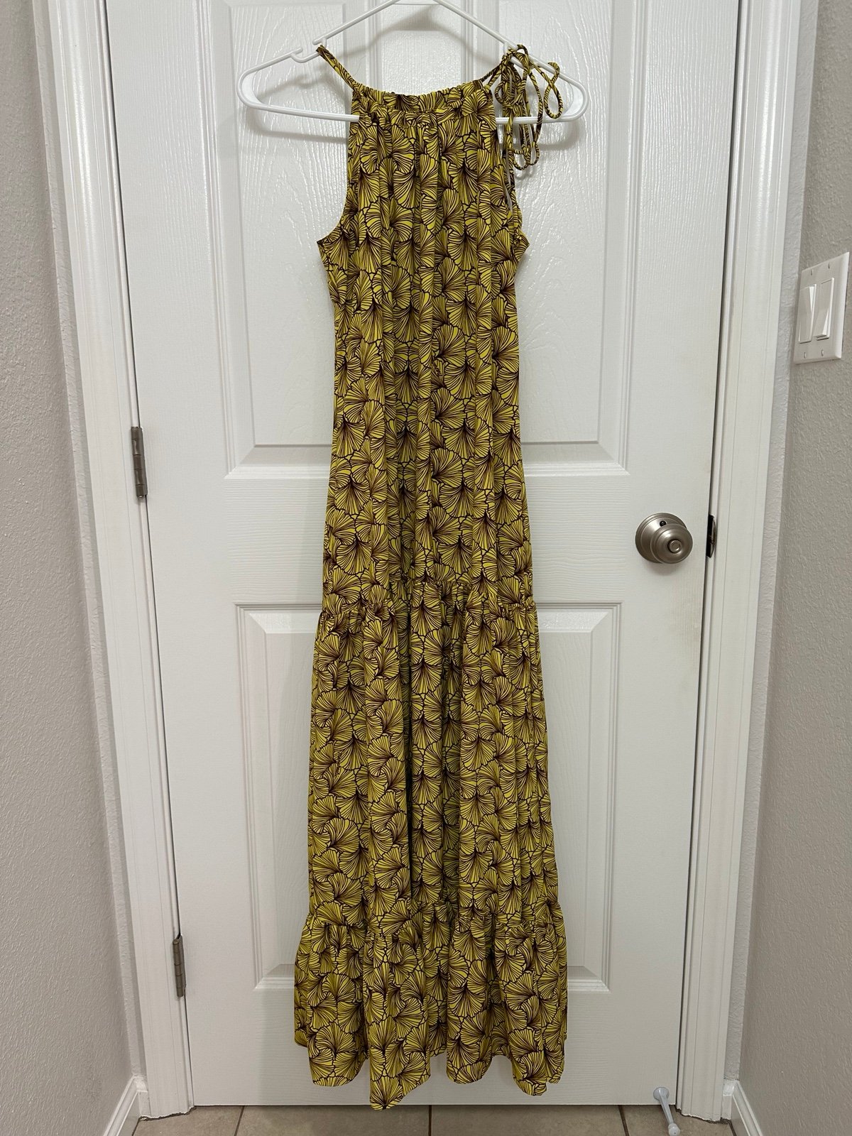Manuhealii Dress