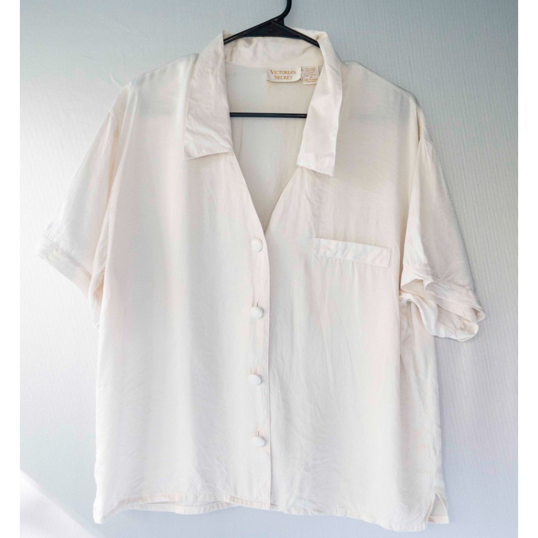 Victoria Secret Gold Label 100% Silk White Vintage Pajama Top Night Shirt M