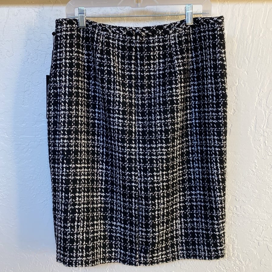 Karl Lagerfeld Tweed Pencil Skirt