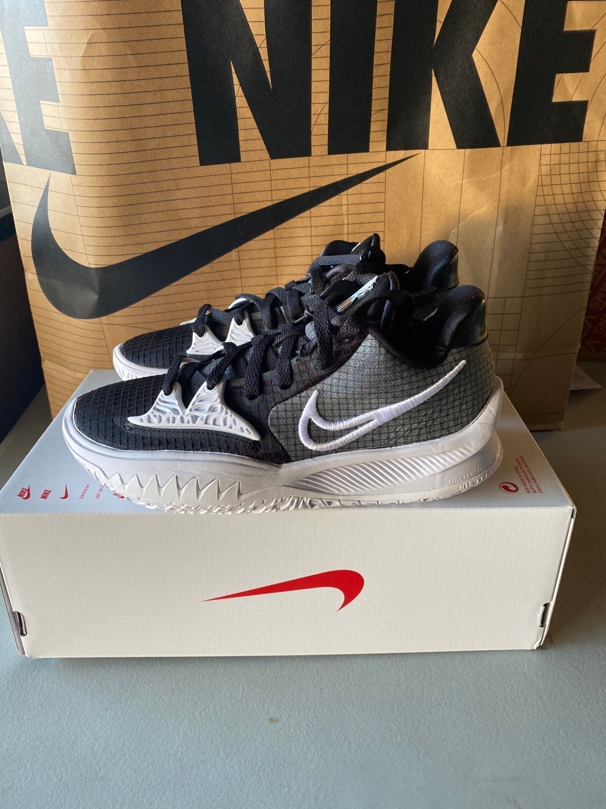 Nike Kyrie Low 4 TB DA7803 -001 size 4.5