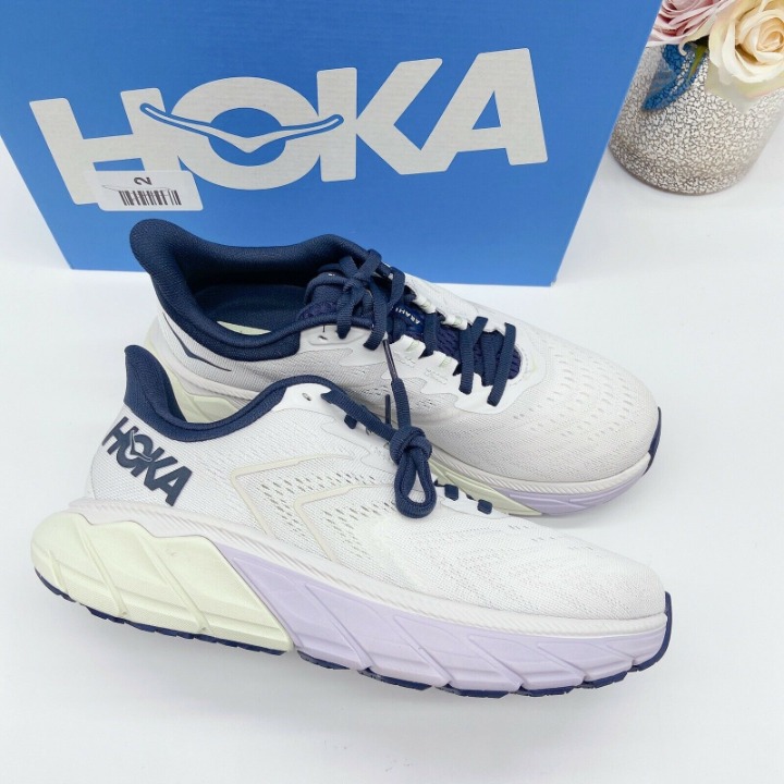 HOKA ONE ONE Arahi 5 Womens Size US 8.5 Running Shoe Blanc De Blanc/outer Space