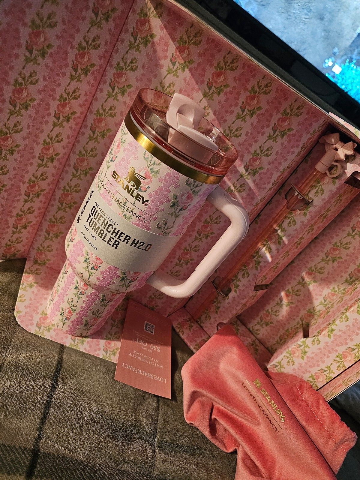 Lover’s Dream! Limited Edition 40oz Stanley x LoveShackFancy Tumbler