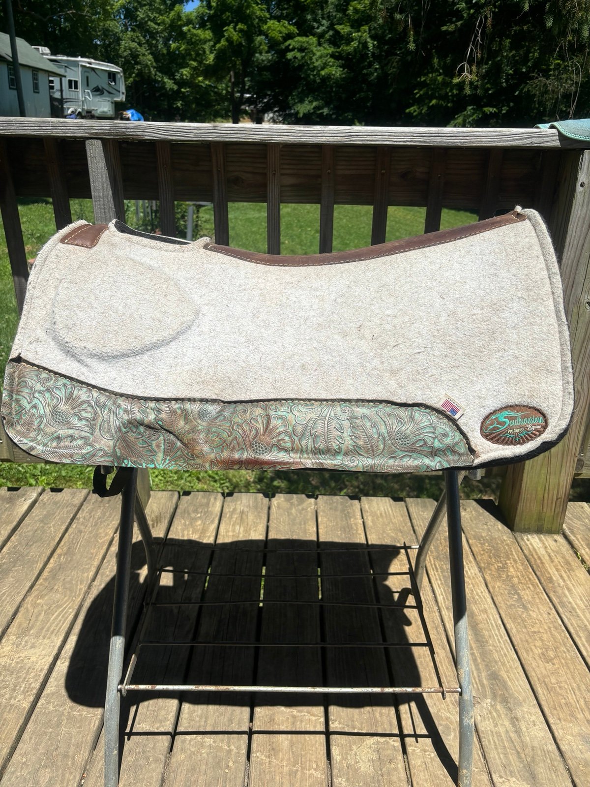 Saddle pad