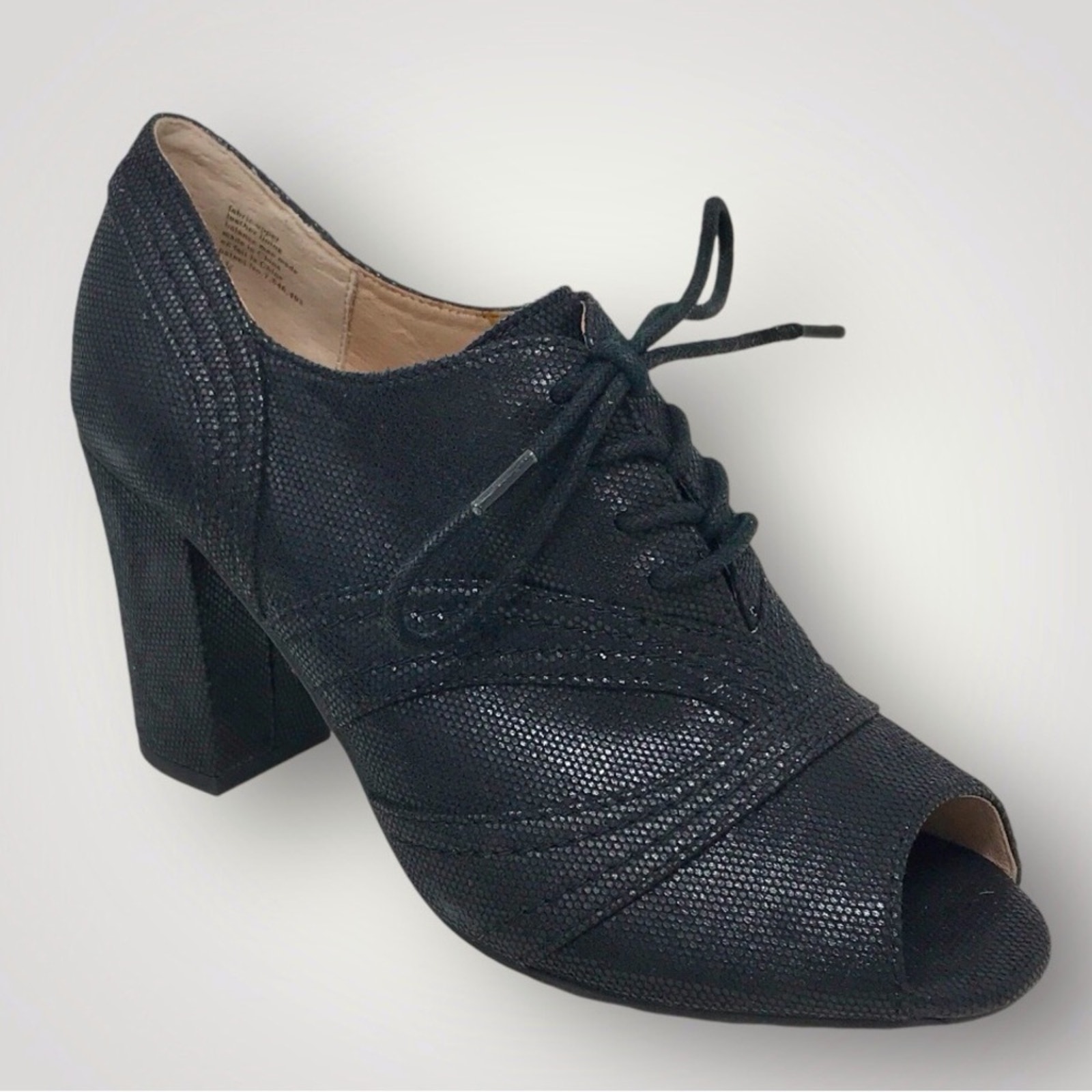 Seychelles NWOT Black Eternity Lace Up Oxfords Peep Toe Heel Shoes Size 7.5