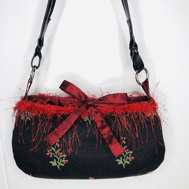 Vtg 80s AcScents Tapestry Black Floral Shoulder Bag Purse Red Fringe Silk Lining