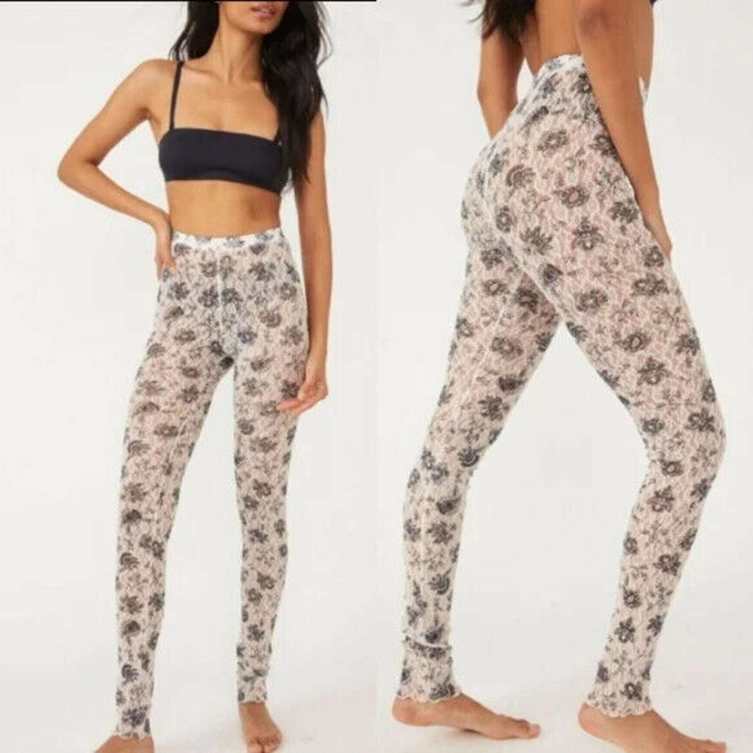 Free People Layered In Lace Leggings, Size XS, Ivory Combo (Cream Navy) New