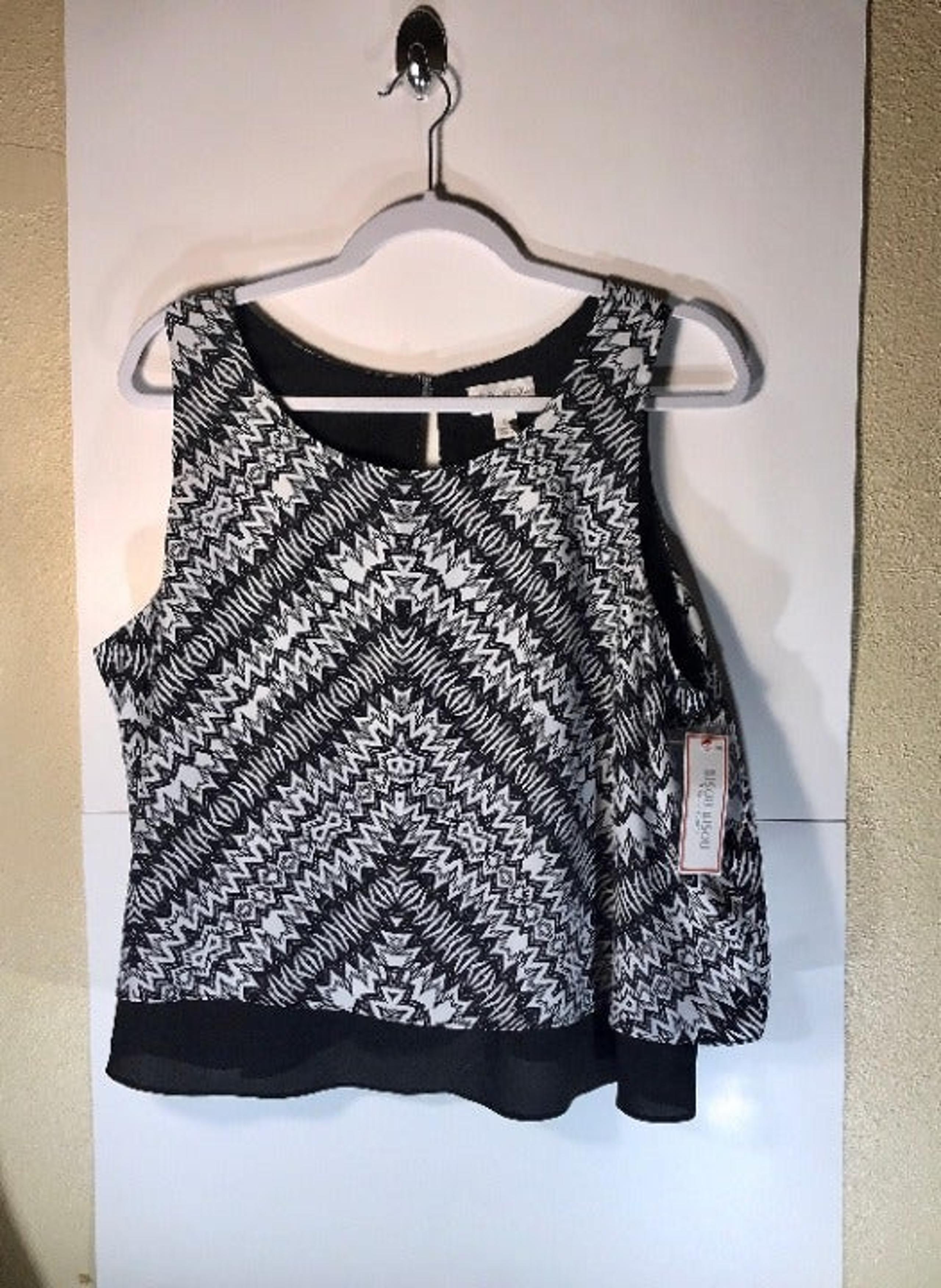 NWT Bisou Bisou Sheer Pattern Tank Top