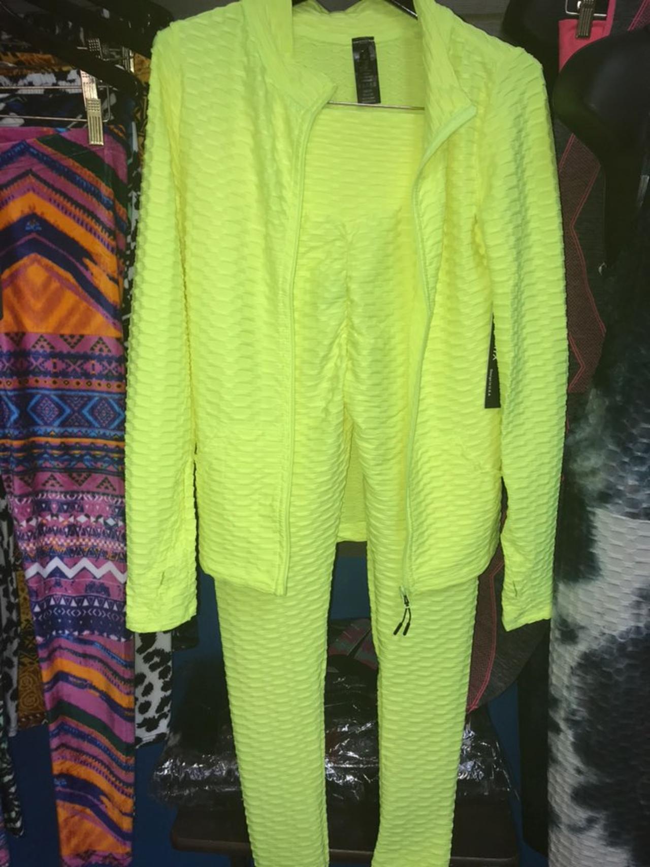 item photo #2