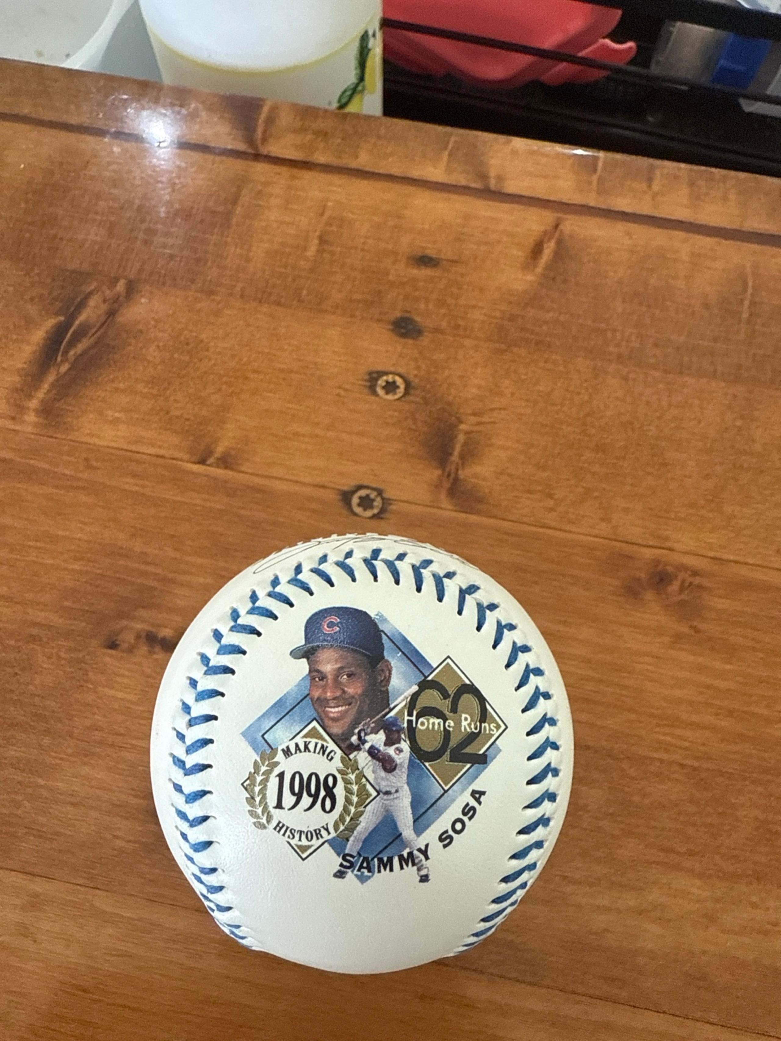 1998 Sammy Sosa 62 HR Collector Baseball by Fotoball – Cubs MLB