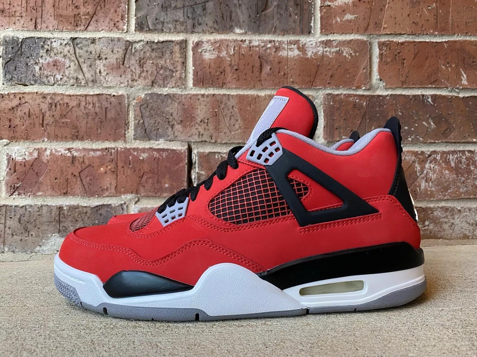 Size 11 - Air Jordan 4