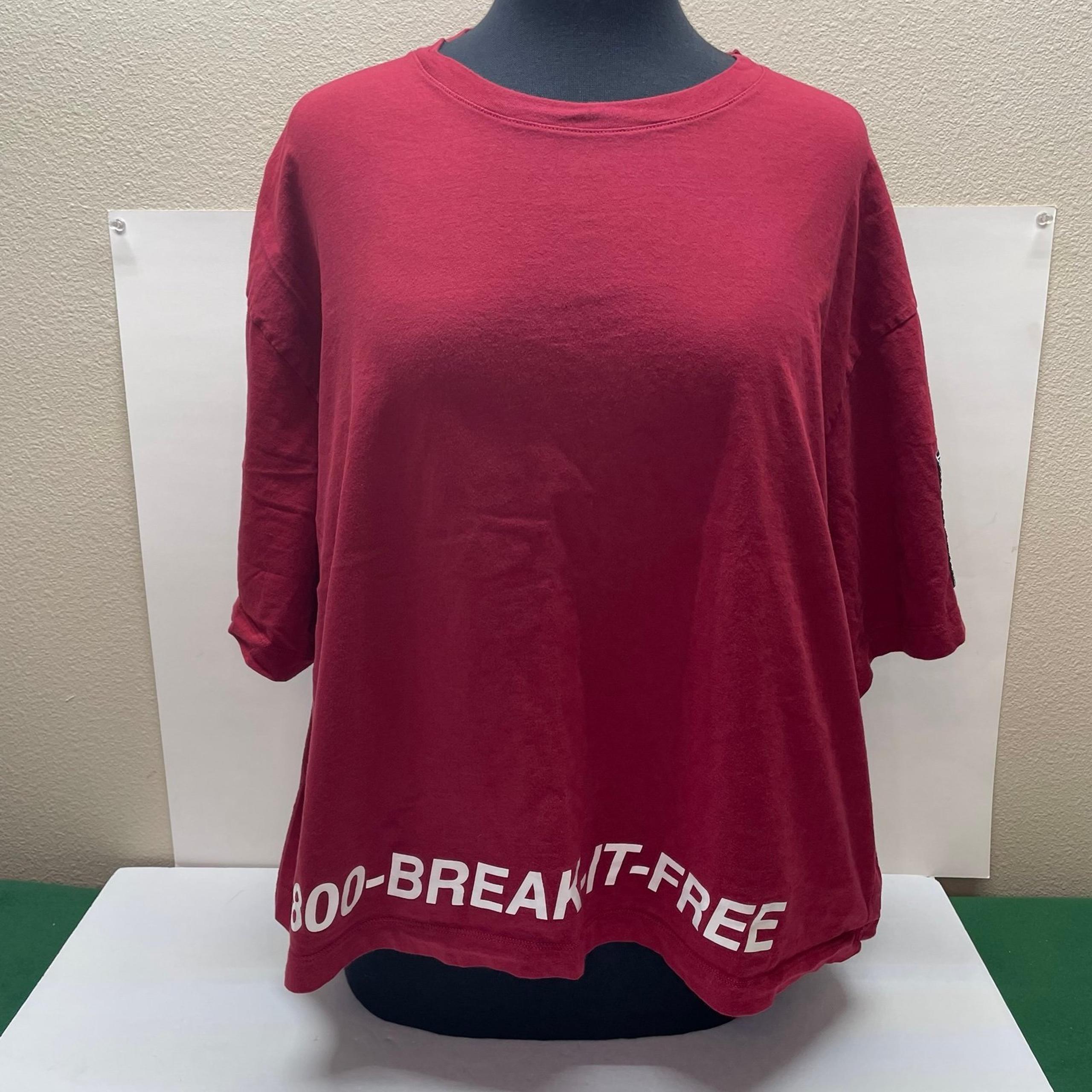 Zumba women’s athletic t-shirt size XL - red & white