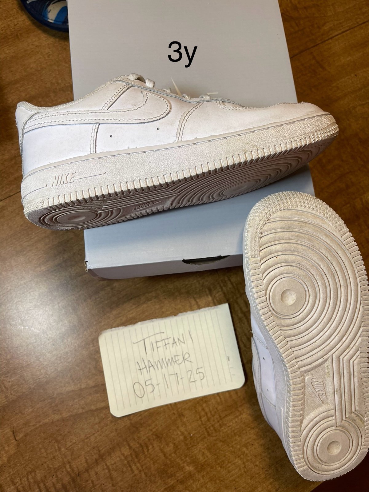Air Force 1s 3y