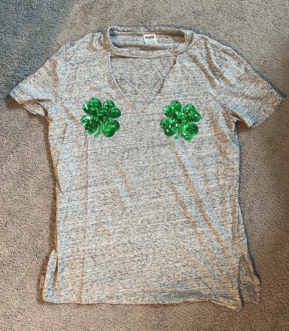 VS PINK St Patty’s Day Bling Tshirt