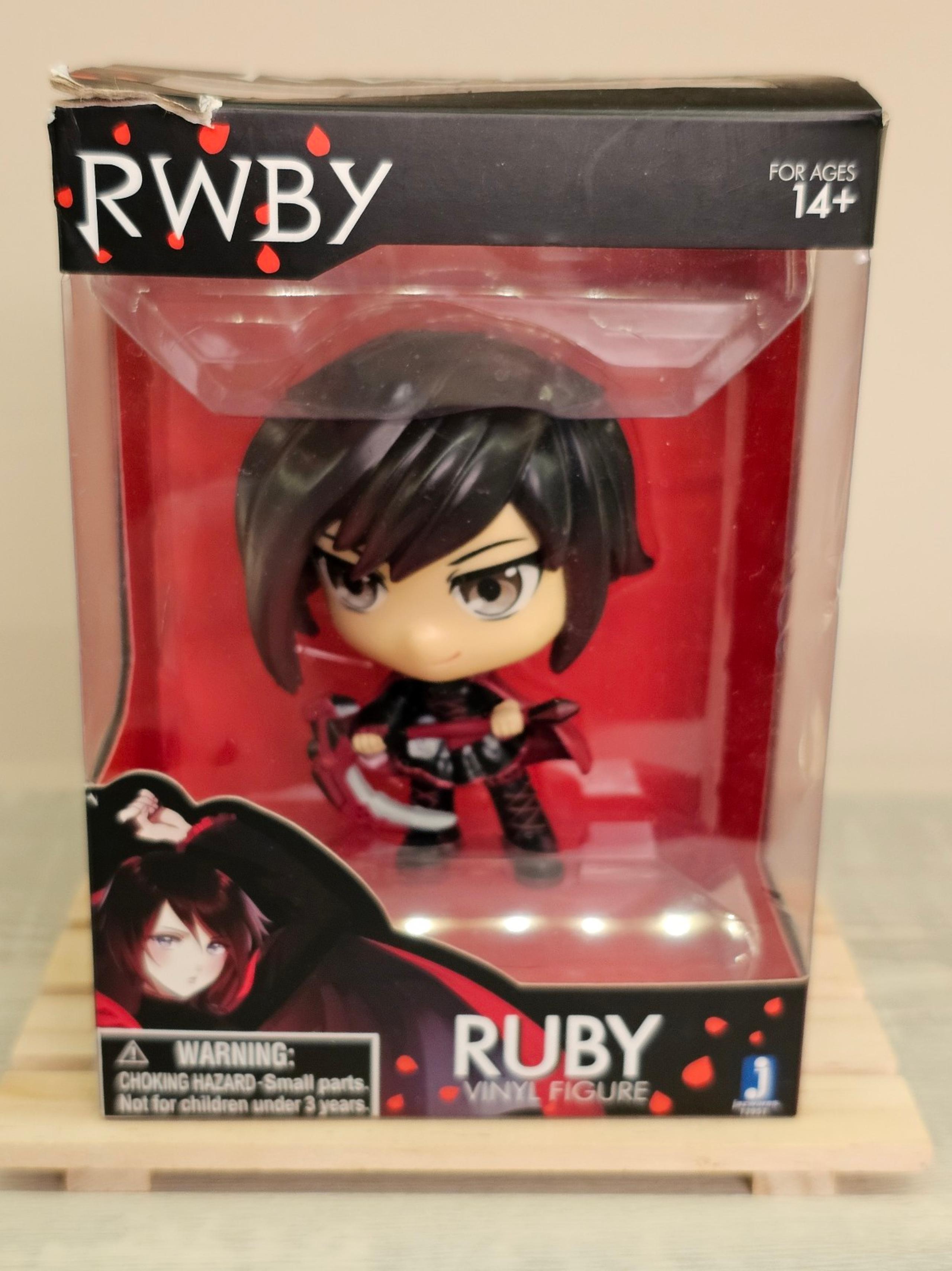 RWBY Ruby Rose Exclusive Vinyl Action Figure Toy Play Anime & Manga Box Damage