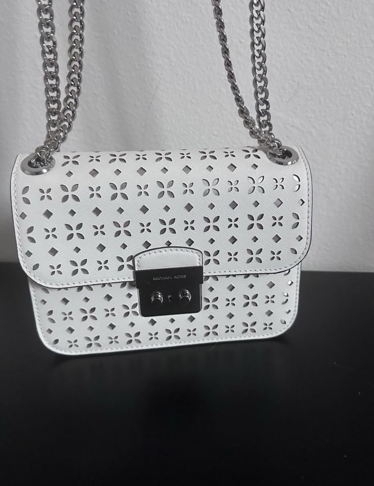 Michael Kors Crossbody / Shoulder Purse Bag Cute