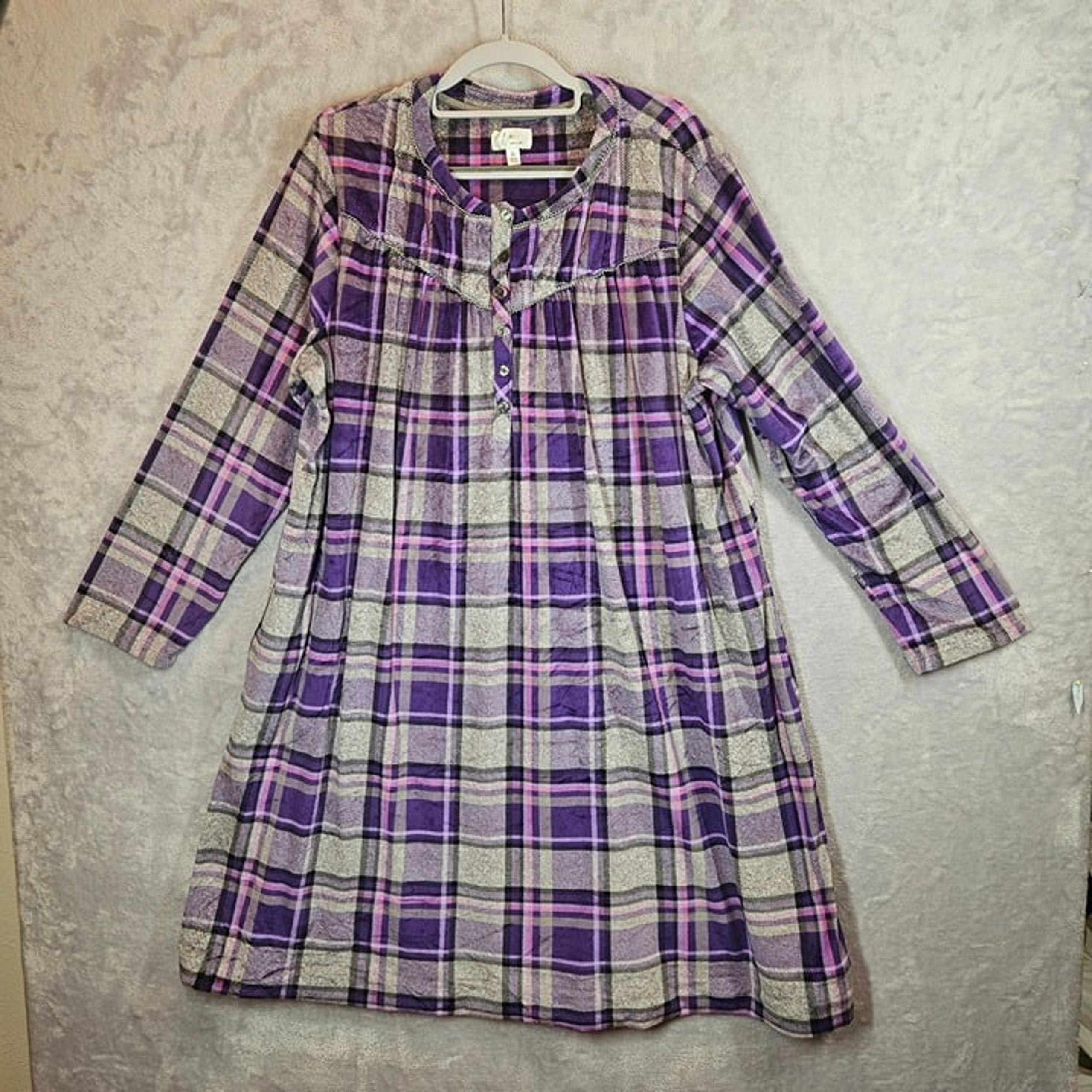 Aria Purple Plaid Nightgown Long Sleeve Button Womens 1X Lounge Wear soft fleece