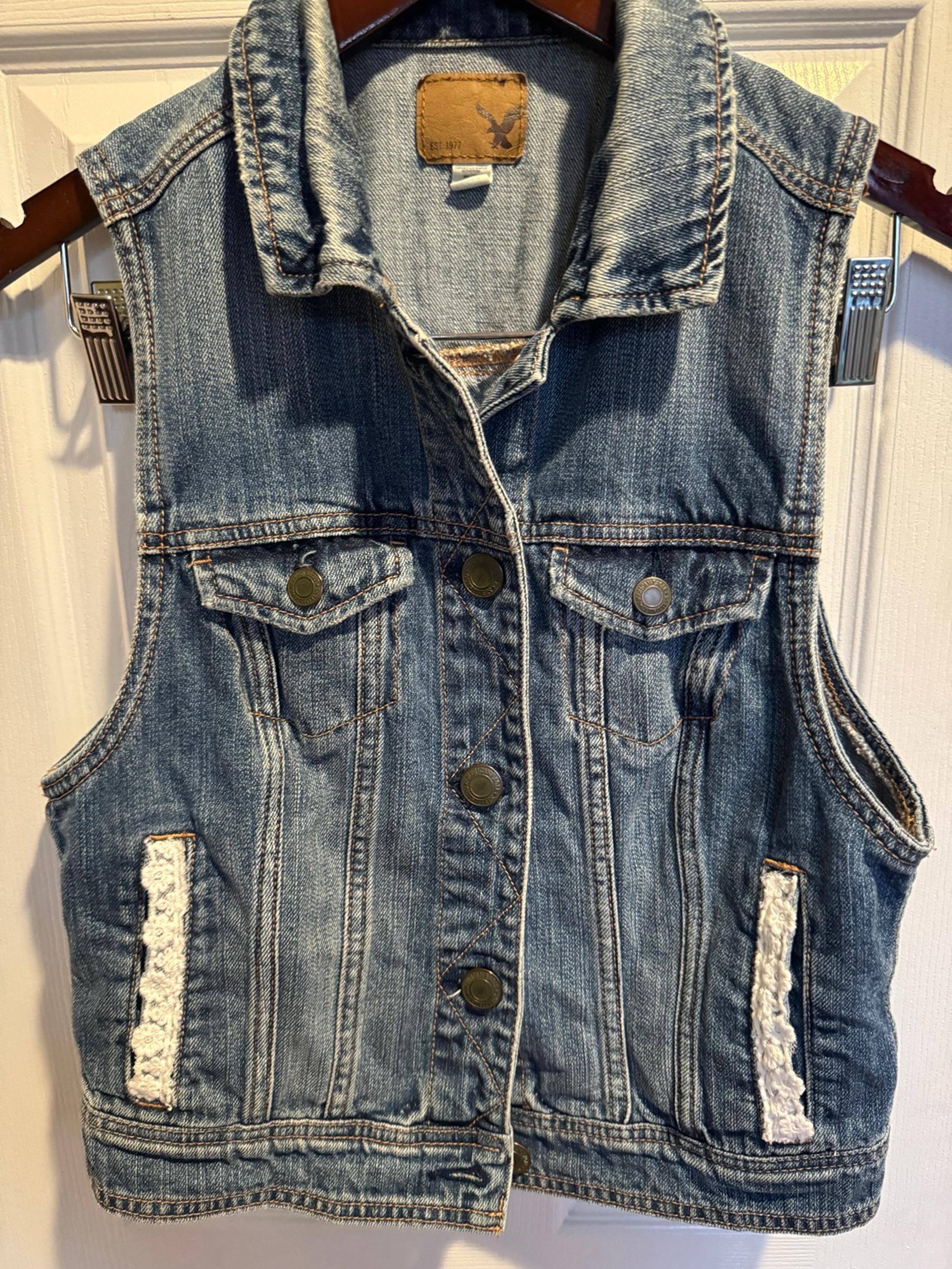 American Eagle Women’s Denim and Lace Vest Button Close