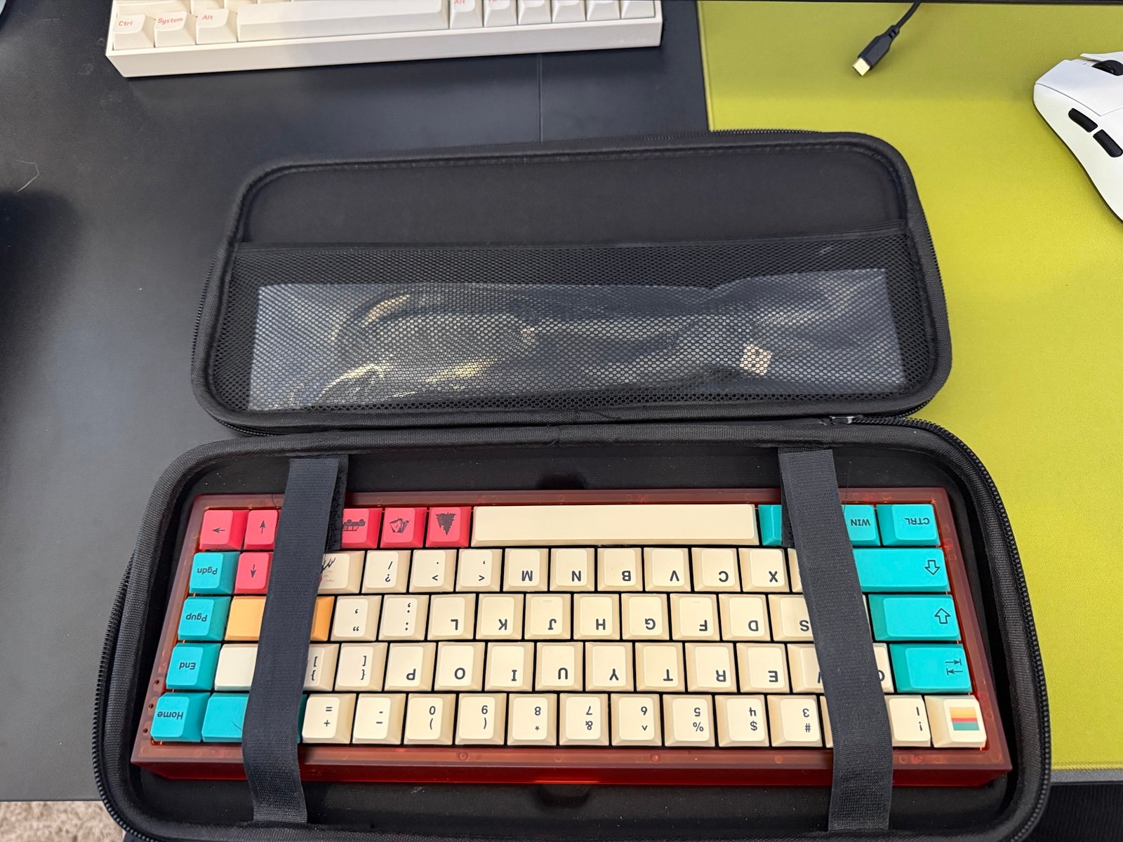 Novel Keys Keyboard NK65 EE