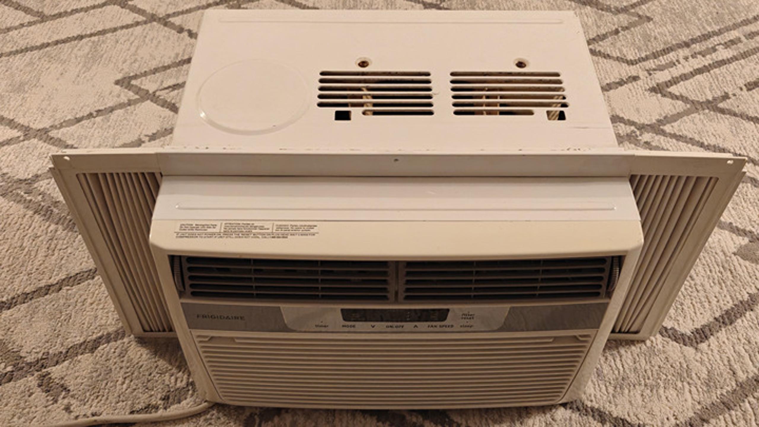 Frigidaire Window Air Conditioner - 8,000 BTU, Remote Included - Fair