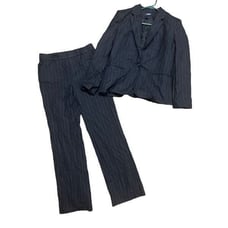 Kendall Jenner inspired vintage 90’s pantsuit with size 6 pants and oversized bl
