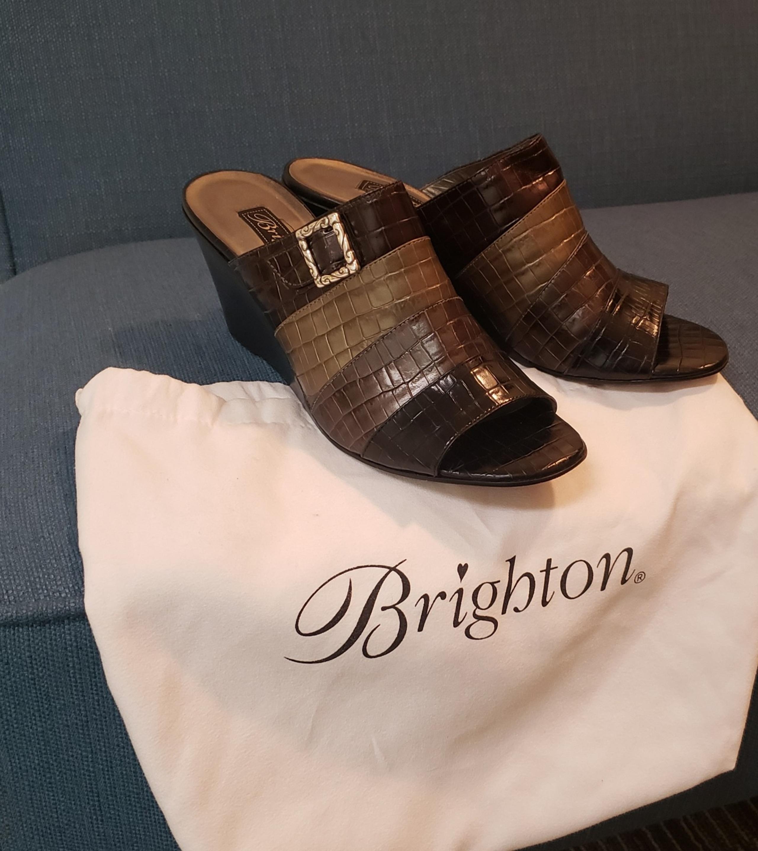 Brighton, Like New, Brown, side hammered buckle open toe heeled mule shoe SZ 9.5
