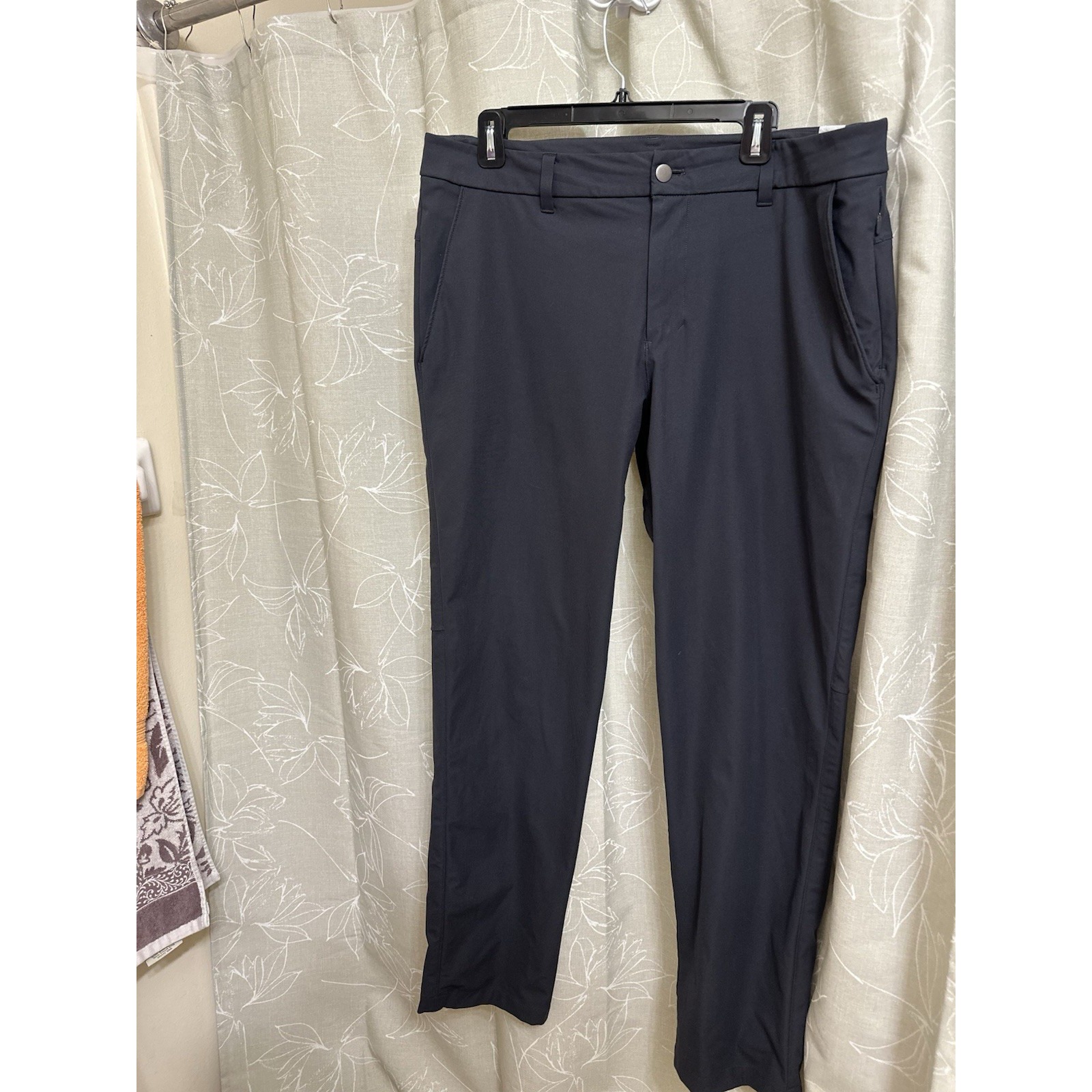 Lululemon ABC Pants Mens 36 Gray Classic Fit Warpstreme Chino Performance 36x32