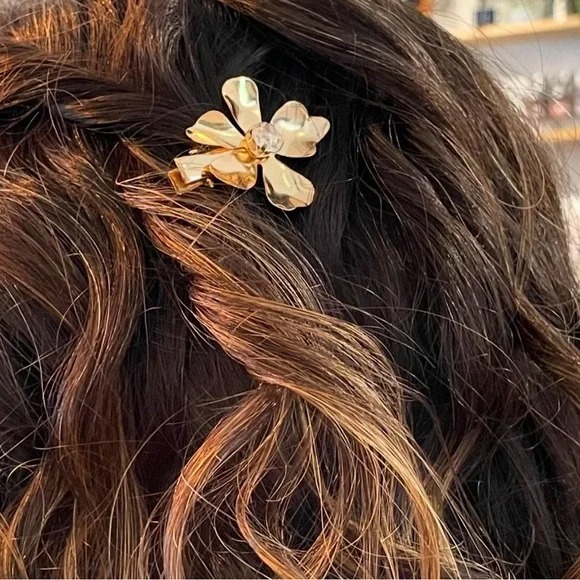 New Gold 4 Hair Clips Elegant Bridal Hair Jewerly