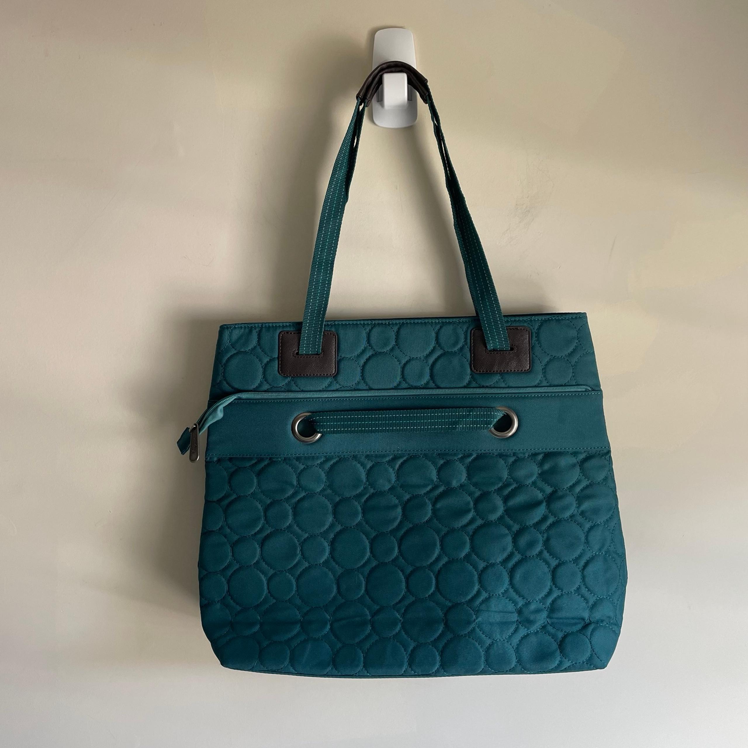 Thirty-One Vary You
Convertable Quilted Tote/Purse