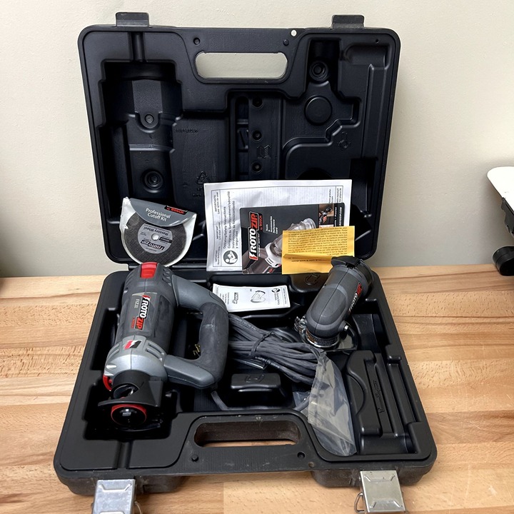 ROTOZIP By BOSCH RZ10 Cut-off Kit - RZ1-02100 - New Open Box