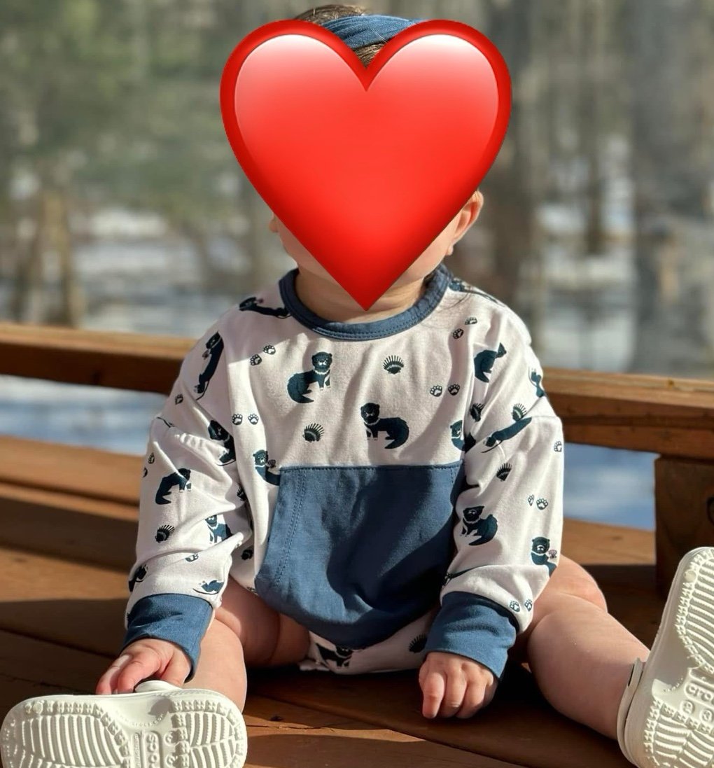 Bubble baby otter romper