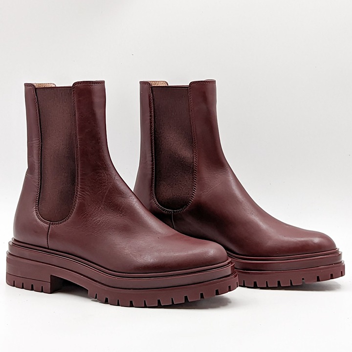 Gianvito Rossi Women Chester Burgundy Leather Chelsea Boots size 6US 36EU