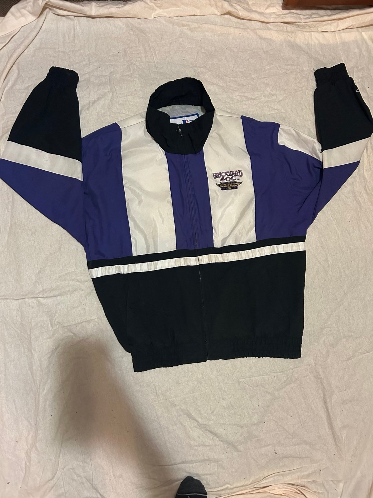 Vintage 90’s Brickyard 400 LogoAthletic Nascar Zip up Lined Windbreaker(Men’s XL