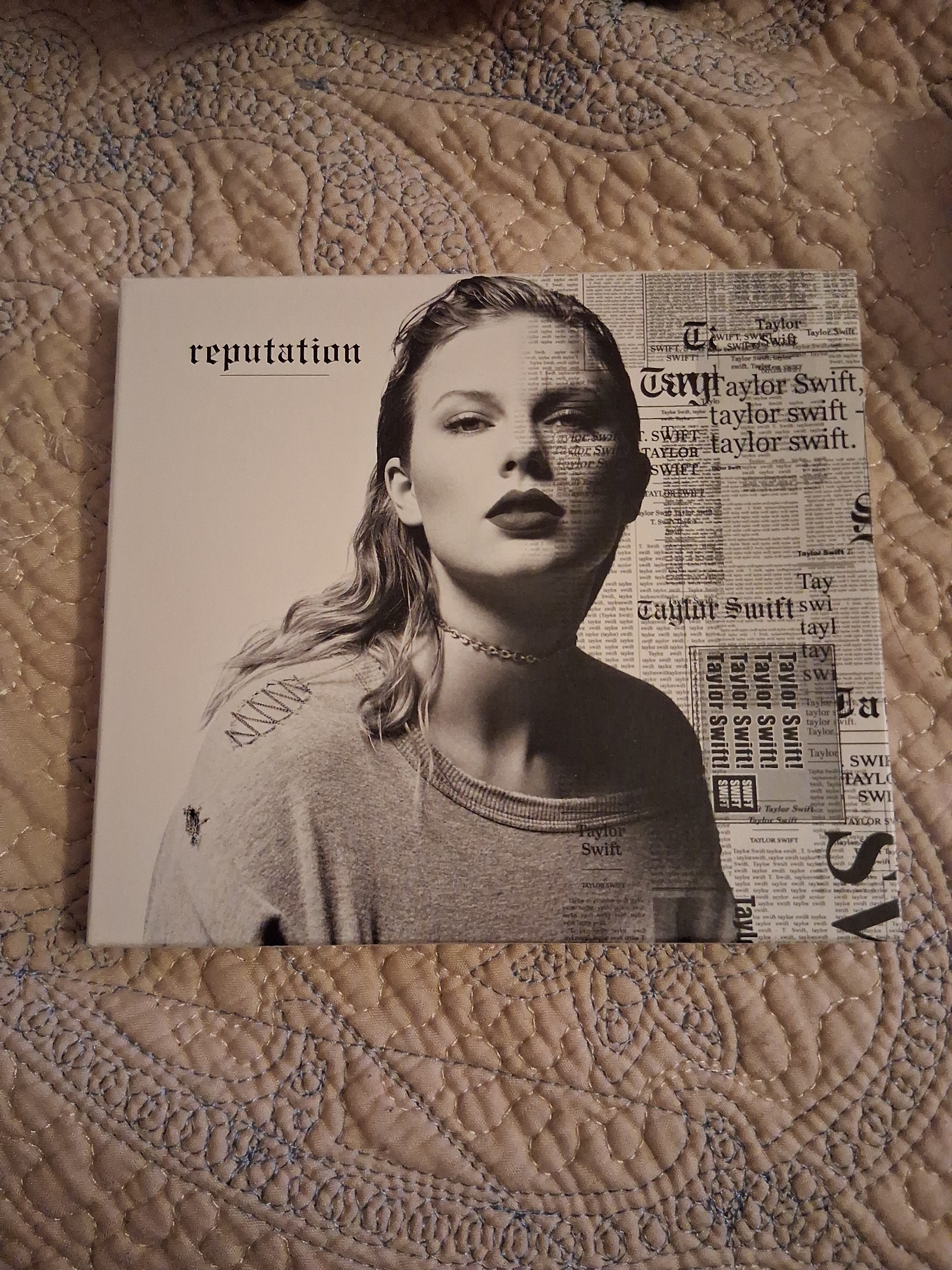 Taylor Swift - Reputation with slip cover (CD, 2017)