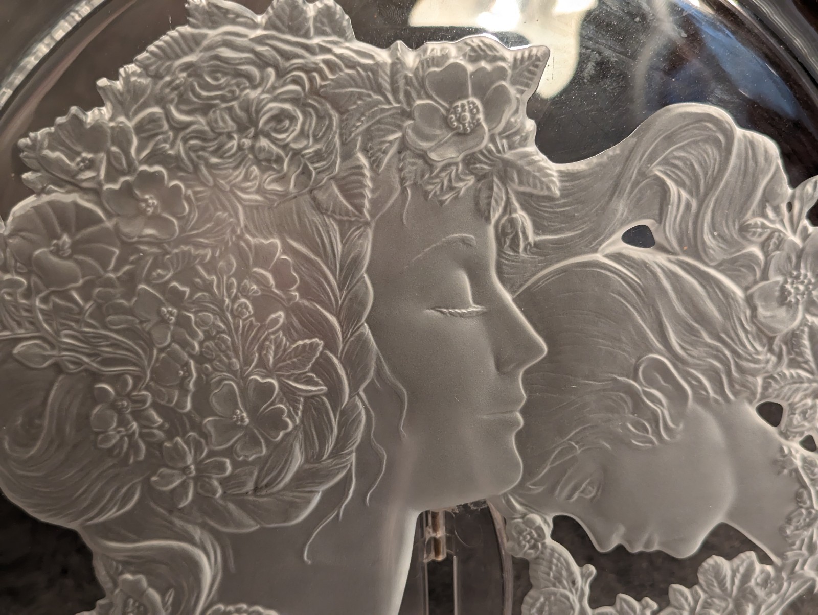 Vintage Luciana Roselli Plate for Lalique Woman With Child Crystal