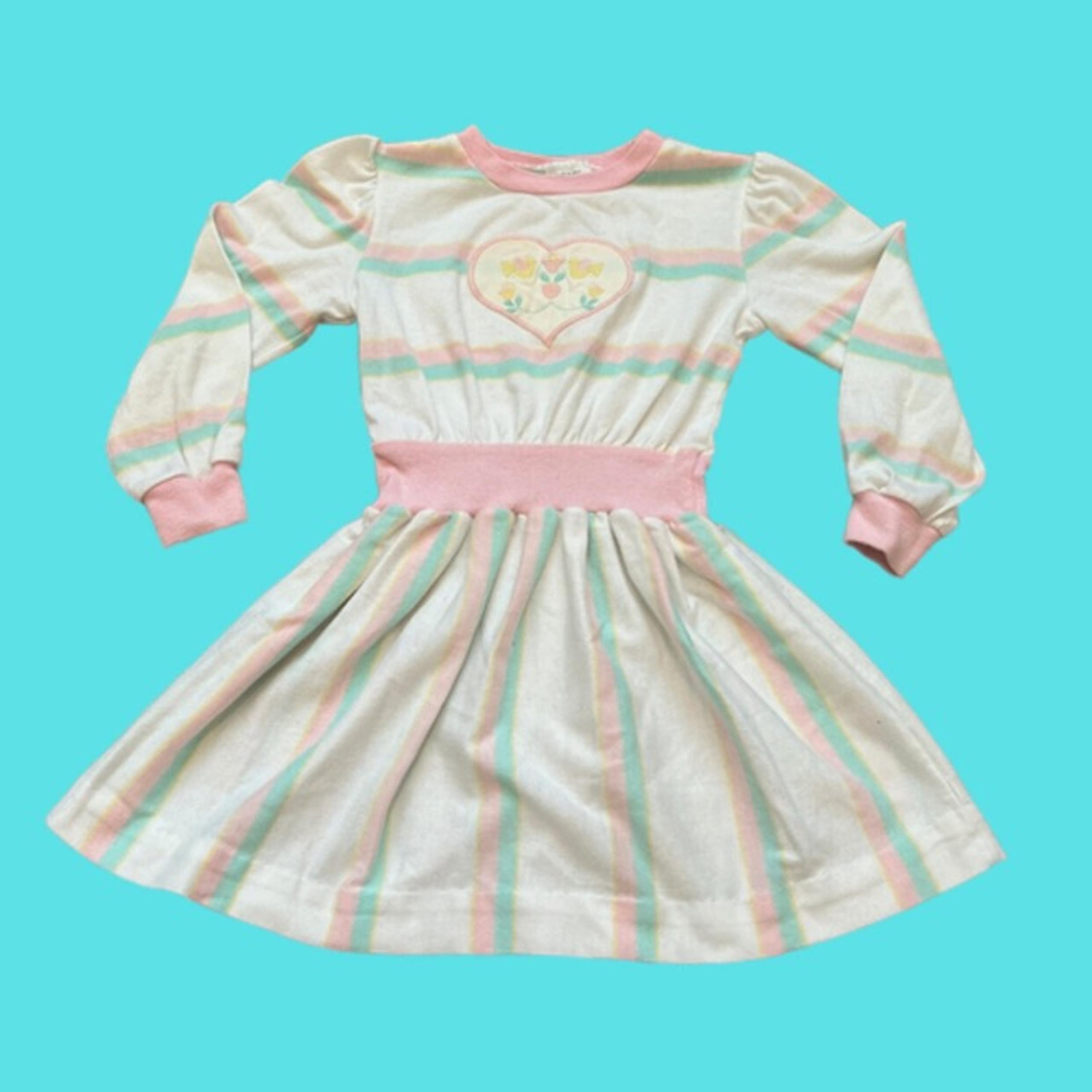 Vintage 80s Health-tex Pastel Rainbow Heart Dress 5