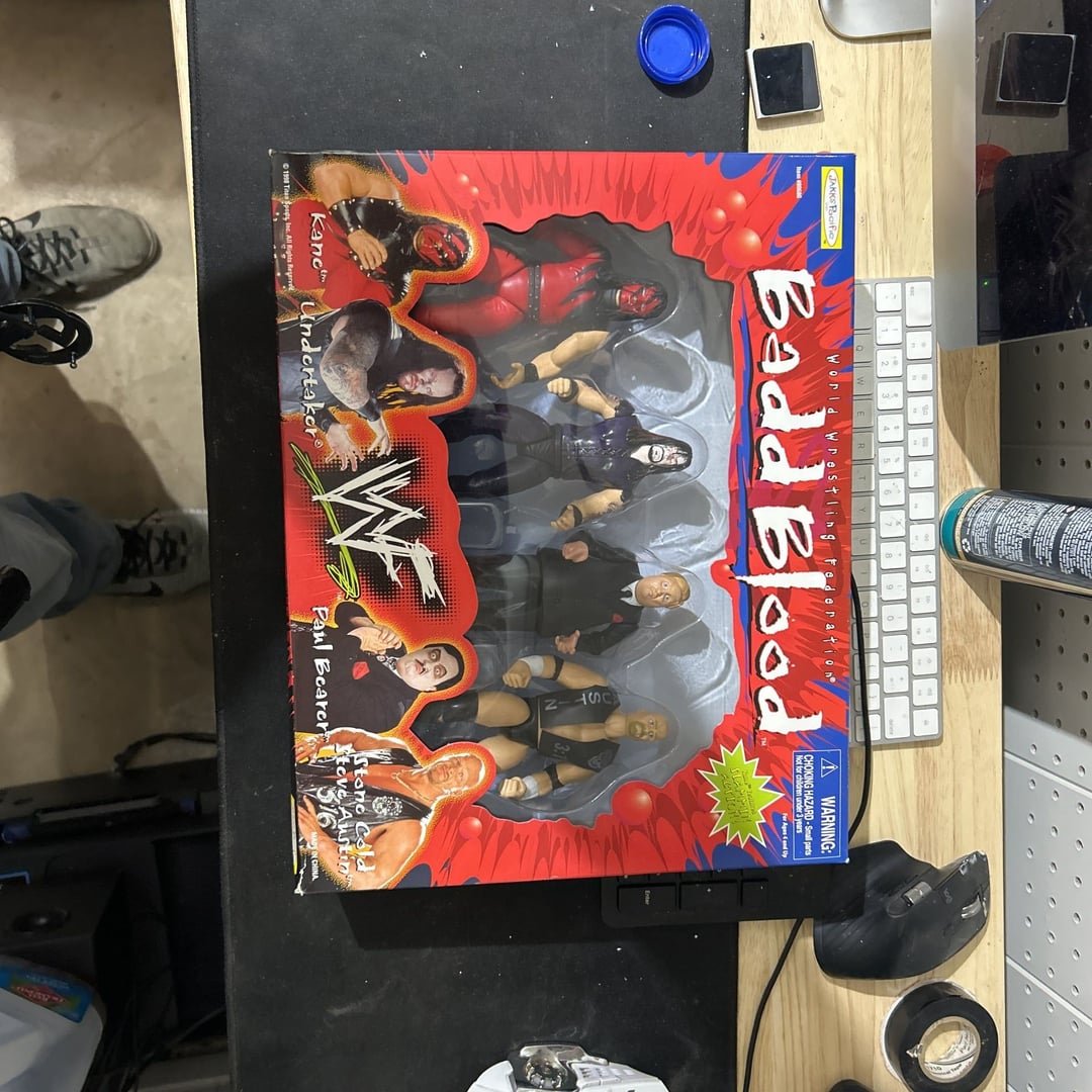 WWF Jakks Badd Blood Box Set 1998 Austin Undertaker Bearer Kane Rare