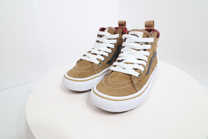 VANS Sk8-Hi Waterproof Insulated SIZE US KIDS 1