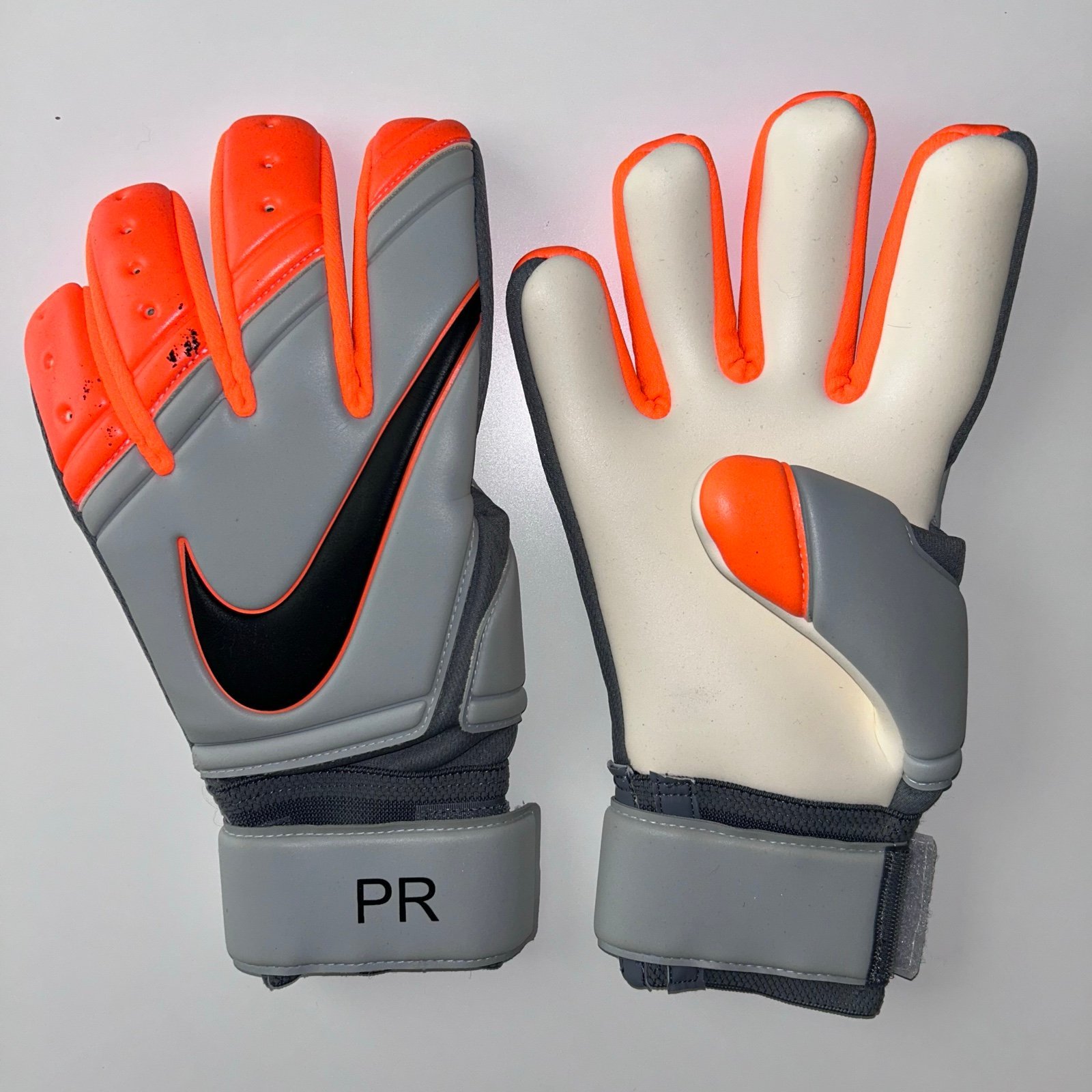 Nike Premier RS SMU Goalkeeper Gloves Size 11 Paul Rogers SAMPLE