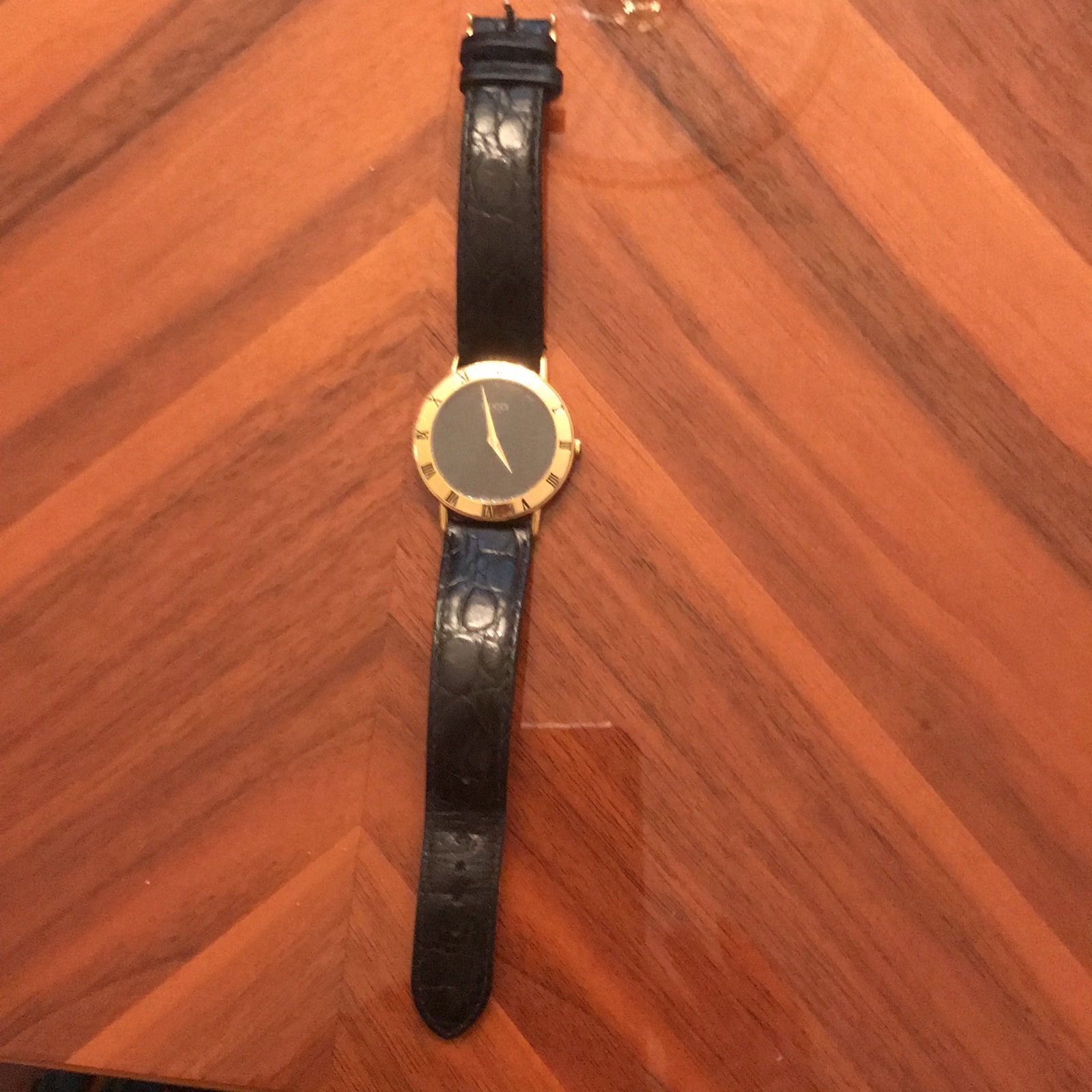 GUCCI WATCH
