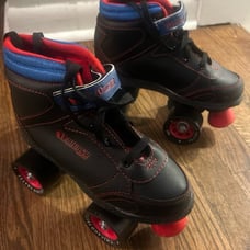 Boys skates